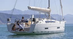 Dufour 430 in Rhodes New Marina thumbnail 8
