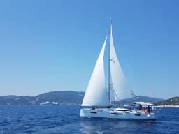 Sun Odyssey 440 in Volos / Port of Volos thumbnail 7