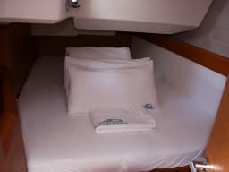 Sun Odyssey 479 in Marmaris Yacht Marina thumbnail 23