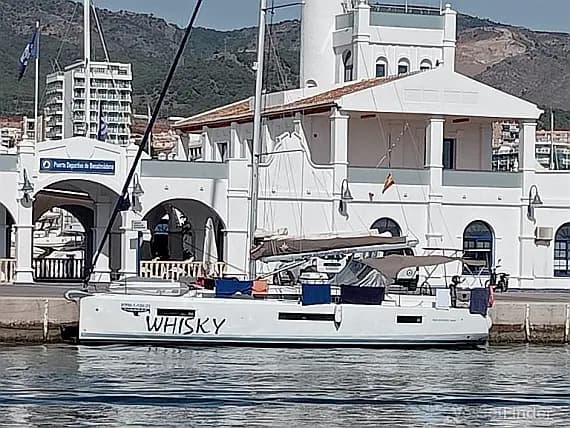 Sun Odyssey 440 in Mallorca / Palma de Mallorca / La Lonja Marina Charter - image 1
