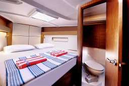 Oceanis 40.1 in Marmaris / Netsel Marmaris Marina thumbnail 11