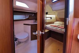 Oceanis 40.1 in Marmaris / Netsel Marmaris Marina thumbnail 7