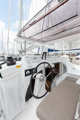 Lagoon 380 S2 in Preveza Main Port thumbnail 15