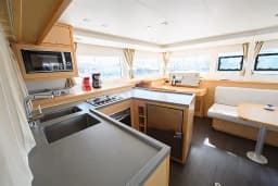 Lagoon 450 Fly in Lefkada / D-Marin Marina Lefkas thumbnail 15