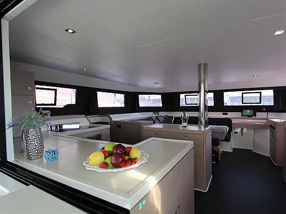 Dufour Catamaran 48 in Sardinia / Olbia / Marina Golfo Cugnana - Photo 3