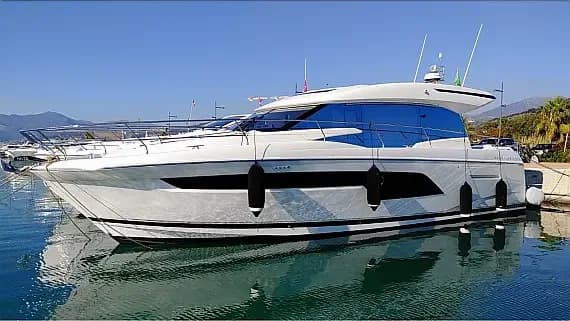 Prestige 520 in Pozzuoli - Photo 1