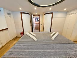 Gulet in Göcek Mucev Marina thumbnail 17