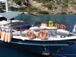 Gulet in Göcek Mucev Marina thumbnail 19