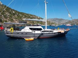 Gulet in Göcek Mucev Marina thumbnail 32