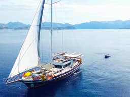 Gulet in Göcek Mucev Marina thumbnail 6