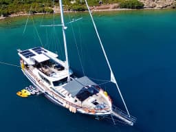 Gulet in Göcek Mucev Marina thumbnail 7