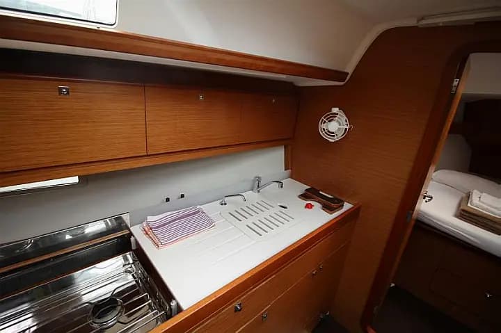 Dufour 382 Grand Large in Biograd / Marina Kornati - Photo 5