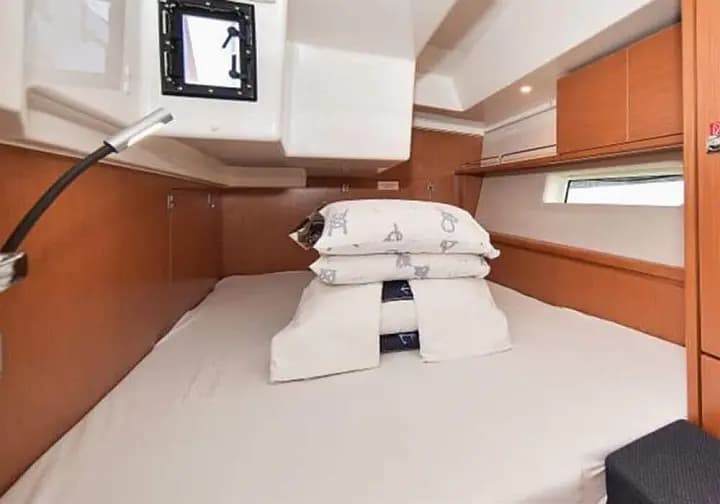 Bavaria Cruiser 45 in Lefkada / Nydri Port - Photo 5