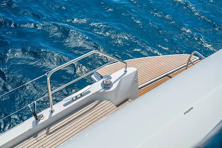 Lagoon 60 in Sardinia / Portisco / Marina di Portisco - Photo 5