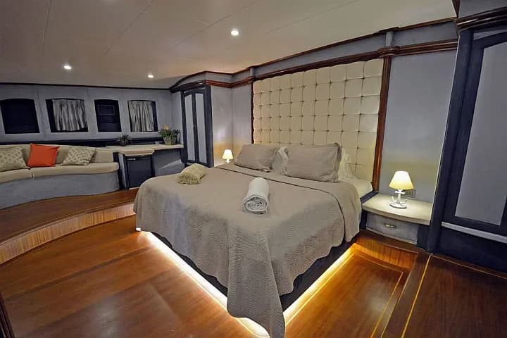 Gulet in Bodrum Marina - Photo 5