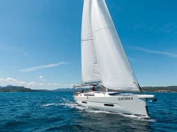 Dufour 530 in Sardinia / Cannigione thumbnail 8