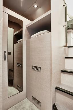 Prestige 420 S in Trogir / ACI Marina Trogir thumbnail 11