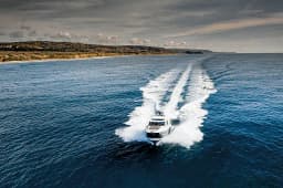 Prestige 420 S in Trogir / ACI Marina Trogir thumbnail 16