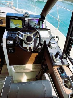 Prestige 420 S in Trogir / ACI Marina Trogir thumbnail 28
