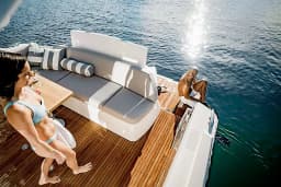 Prestige 420 S in Trogir / ACI Marina Trogir thumbnail 6
