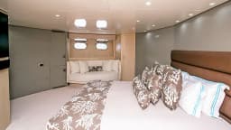 Baglietto 100 in Mykonos / Ornos bay thumbnail 12