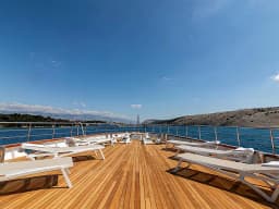 Luxury Motor Yacht in Split / Port of Split / East Harbour thumbnail 22
