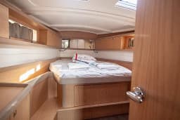 Oceanis 45 in Orhaniye / Marti Marina thumbnail 12