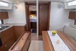 Oceanis 46.1 in Lefkada / D-Marin Marina Lefkas thumbnail 18