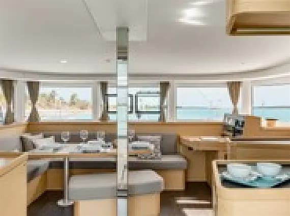 Lagoon 42 in Martinique / Le Marin - Photo 3