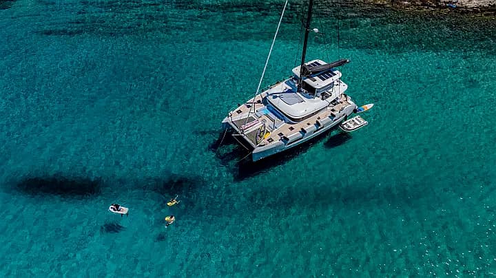 Lagoon 55 in Kaštel Gomilica / Marina Kaštela - Photo 4