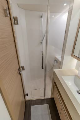 Lagoon 55 in Kaštel Gomilica / Marina Kaštela thumbnail 30