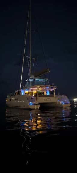 Lagoon 46 in Athens / Alimos Marina thumbnail 4