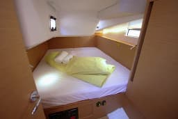 Sun Odyssey 490 in Lavrion Main Port thumbnail 13