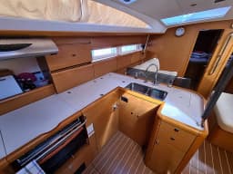 Jeanneau 53 in Rogoznica / Marina Frapa thumbnail 5