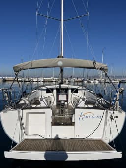 Hanse 385 in Thessaloniki thumbnail 10