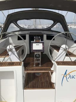 Hanse 385 in Thessaloniki thumbnail 14