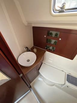 Hanse 385 in Thessaloniki thumbnail 16