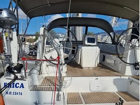 Jeanneau 54 in Lavrion / Olympic Marina - image 1