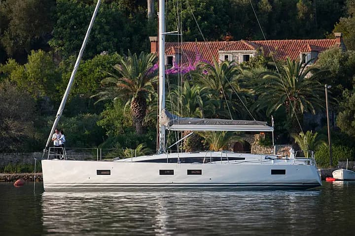 Jeanneau 54 in Lavrion / Olympic Marina - Photo 5