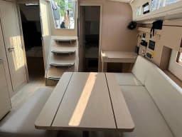 Oceanis 40.1 in Sicily / Capo d'Orlando Marina thumbnail 18