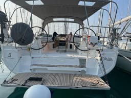 Oceanis 40.1 in Sicily / Capo d'Orlando Marina thumbnail 6