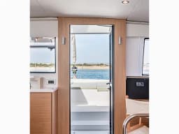 Bali 4.6 in Saint-Mandrier-sur-Mer / Port Pin Rolland thumbnail 3