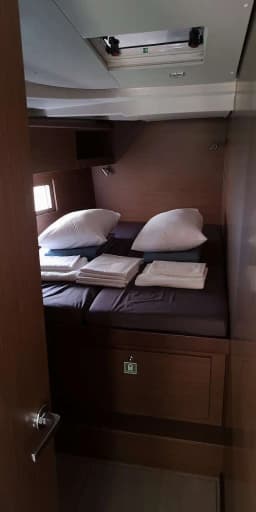 Oceanis 51.1 in Preveza Marina thumbnail 12
