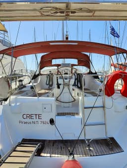 Oceanis 393 in Athens / Marina Delta Kallithea thumbnail 18