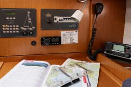 Bavaria Cruiser 37 in Athens / Alimos Marina thumbnail 13