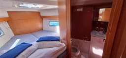 Bavaria C38 in Trogir / ACI Marina Trogir thumbnail 7