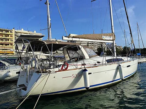 Oceanis 50 Family in Lefkada / Nydri Port - Photo 1