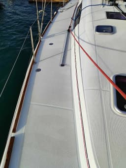 Oceanis 50 Family in Lefkada / Nydri Port thumbnail 7