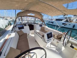Sun Odyssey 439 in Lefkada / D-Marin Marina Lefkas thumbnail 6