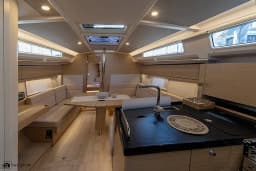 Hanse 388 in Sardinia / Cannigione thumbnail 10